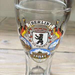 Berlin GERMANY Souvenir Beer Glass Boot Gold Rim 8 inches Tall 0.5 Liters